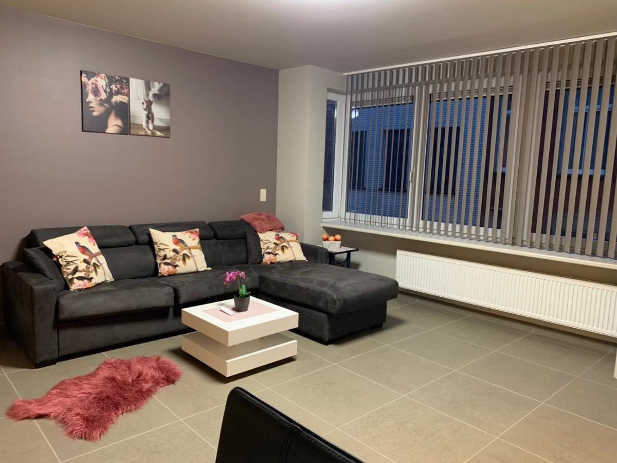 Moderne Appartement Aan Zee Остенде Экстерьер фото
