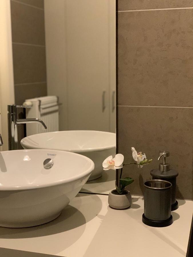 Moderne Appartement Aan Zee Остенде Экстерьер фото
