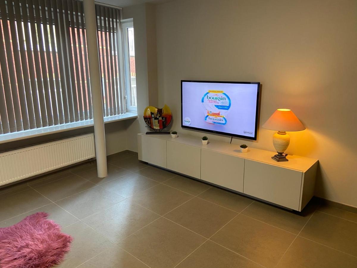 Moderne Appartement Aan Zee Остенде Экстерьер фото