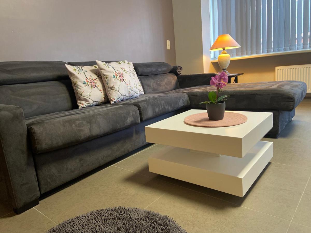 Moderne Appartement Aan Zee Остенде Экстерьер фото